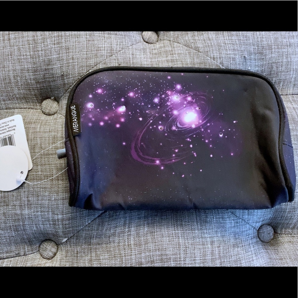 NWT Merangue cosmic LED Light-up case